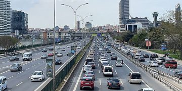 İstanbul’da bayram tatili trafik yoğunluğu yüzde 71’e ulaştı