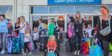 SGK, kayıt dışı yabancı istihdamı konusunda uyarıda bulunuyor