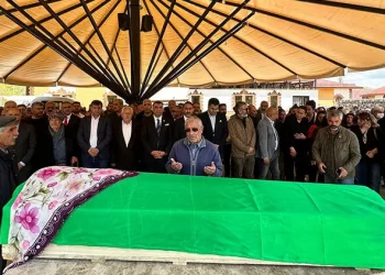 Kılıçdaroğlu’nun halasının cenaze töreni gerçekleştirildi