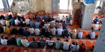 Bayram namazı saat kaçta? 2023 Ramazan Bayramı il il bayram namazı saatleri