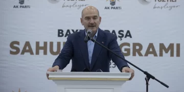 Soylu, sahur programında LGBTİ+ bireyleri ve muhalefeti hedef alarak ‘Biz gideceğiz, aynı cinsiyetten evlenmeyi savunanlar gelecek’ dedi