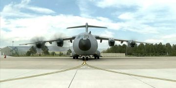 Türk tahliye uçağına Sudan’da ateş açıldı