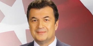 Milletvekili adayı sırasını beğenmeyip istifa etti