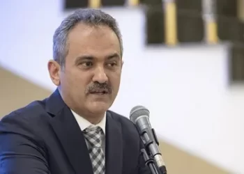 Bakan Özer’den telafi programı ve öğretmen atamalarına ilişkin açıklaması