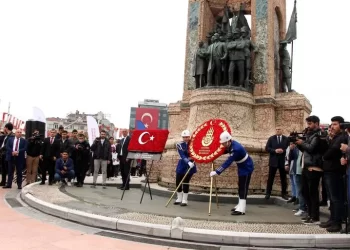 19 Mayıs töreni Taksim Meydanı’nda gerçekleşti