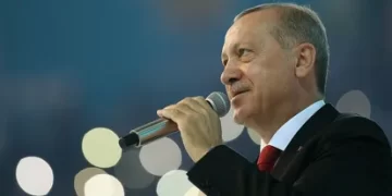 Cumhurbaşkanı Erdoğan’dan depremzede öğrencilere müjde