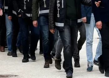 9 ilde FETÖ operasyonu: Çok sayıda gözaltı var