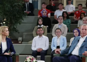 Cumhurbaşkanı Erdoğan: Kızılay böyle bir çadır satma fiiline, işine giremez