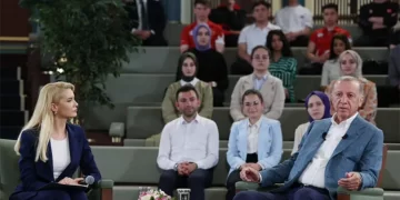 Cumhurbaşkanı Erdoğan: Kızılay böyle bir çadır satma fiiline, işine giremez