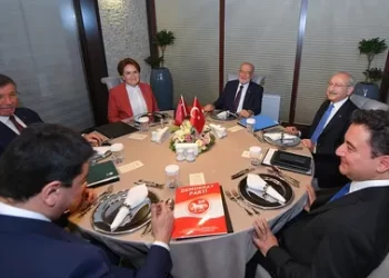 Millet İttifakı’ndan ikinci tur kampanya stratejisini netleştirdi