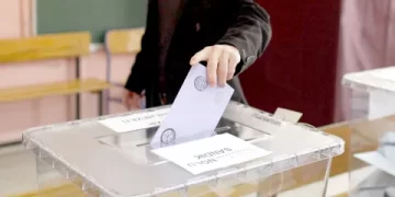 Türkiye sandık başında!