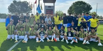 U17 derbisinde Galatasaray’ı yenen Fenerbahçe finale yükseldi