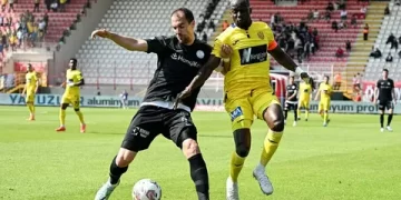 Ankaragücü kazandı, Ümraniyespor küme düştü!