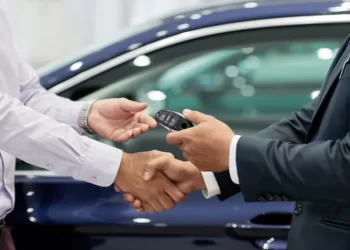 Araç alacaklar dikkat! Vatandaşlar bekleme moduna geçti