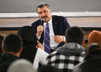 Sağlık Bakanı Koca, Kızılay Başkanı Kınık’a istifa çağrısında bulundu