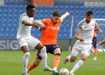 Başakşehir 1-1 Ümraniyespor