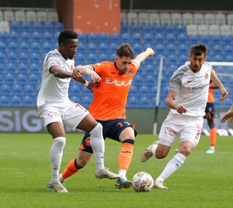 basaksehir 1 1 umraniyespor habermeydan