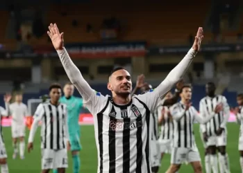 Beşiktaş’ta Onur Bulut hastaneye kaldırıldı