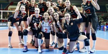 ECZACIBAŞI DYNAVİT 3-1 THY