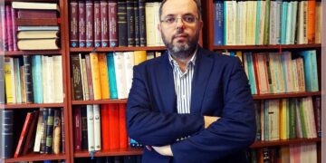 Erhan Afyoncu Kimdir? Milli Eğitim Bakanı Olacak Mı?