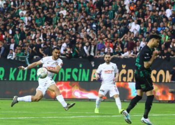 Eyüpspor, Sakaryaspor’u 120+2’de eledi