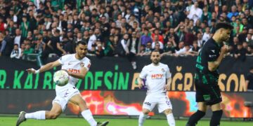 Eyüpspor, Sakaryaspor’u 120+2’de eledi