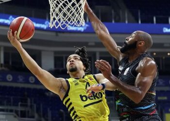 Fenerbahçe Beko sezonu 2. bitirdi