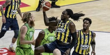 Fenerbahçe Beko, TOFAŞ’ı Farklı Yendi