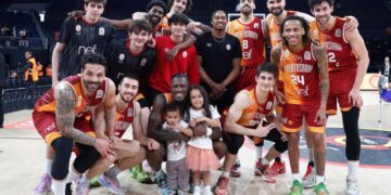 Galatasaray Nef play-off’u garantiledi