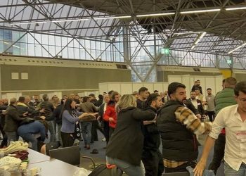 Hollanda’da Türkiye seçimleri nedeniyle kriz çıktı