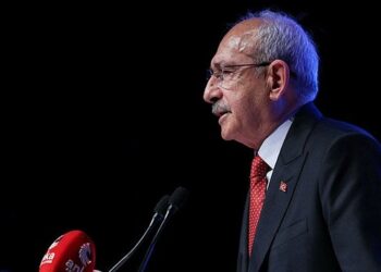 Kılıçdaroğlu, MYK üyelerinden istifalarını talep etti!
