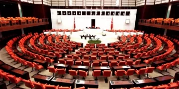 Meclis’teki koltuk sayıları 2018 ile 2023 arasında nasıl değişti? İşte parti bazında karşılaştırma