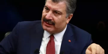 Bakan Koca’dan ‘malpraktis yasası’ açıklaması