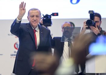Cumhurbaşkanı Erdoğan, en düşük memur maaşının 22 bin lirayı aşacağını açıkladı