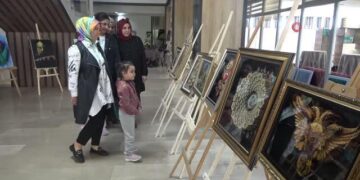 Muş Gençlik Merkezi’nde yılsonu sergisi