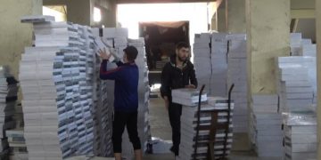 Muş’ta öğrencilere 125 bin 221 kaynak kitap dağıtıldı