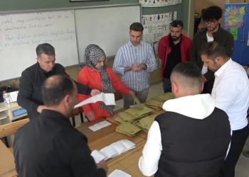 Muş’ta oy verme işlemi sona erdi