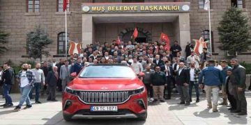 Muş’ta Togg’a yoğun ilgi gösterildi