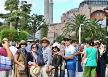 Türkiye, Nisan ayında 3,3 milyon turisti misafir etti