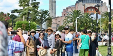Türkiye, Nisan ayında 3,3 milyon turisti misafir etti