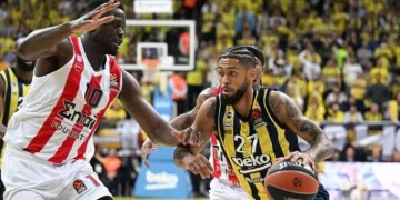Olympiakos 84-72 Fenerbahçe Beko