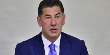 Sinan Oğan, adaylıktan çekileceği iddiaları hakkında açıklama yapıyor