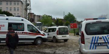 Sinop’ta inşaatta çalışırken düşen işçi yaralandı