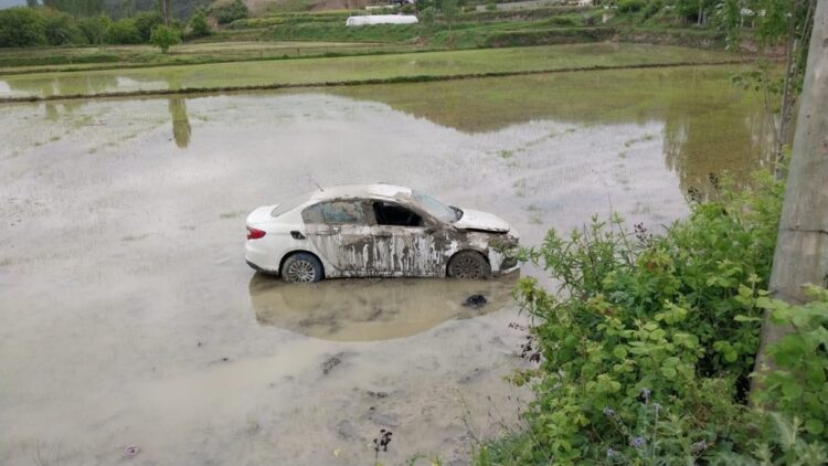 sinop ta otomobil celtik tarlasina uctu habermeydan