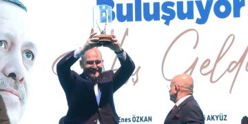 Süleyman Soylu’dan berberlere Pazar tatili!