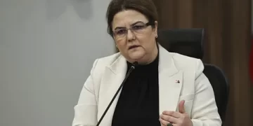 Aile ve Sosyal Hizmetler Bakanı Derya Yanık’tan sözleşmeli personel açıklaması