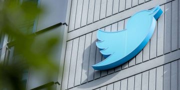 Twitter, Türkiye’de belirli hesapların engellenmesi konusunda açıklama yaptı