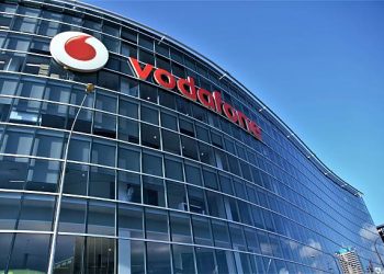 Vodafone, 11 bin kişiyi işten çıkarmaya hazırlanıyor Vodafone, 11 bin kişiyi işten çıkarmaya hazırlanıyor