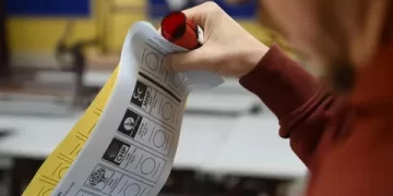 Yurt dışı seçmeninden sandığa büyük ilgi!