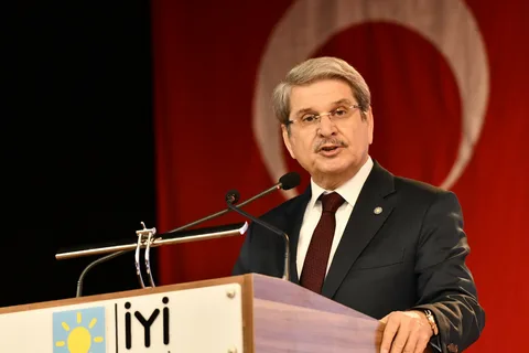 Aytun Ciray istifa etti habermeydan